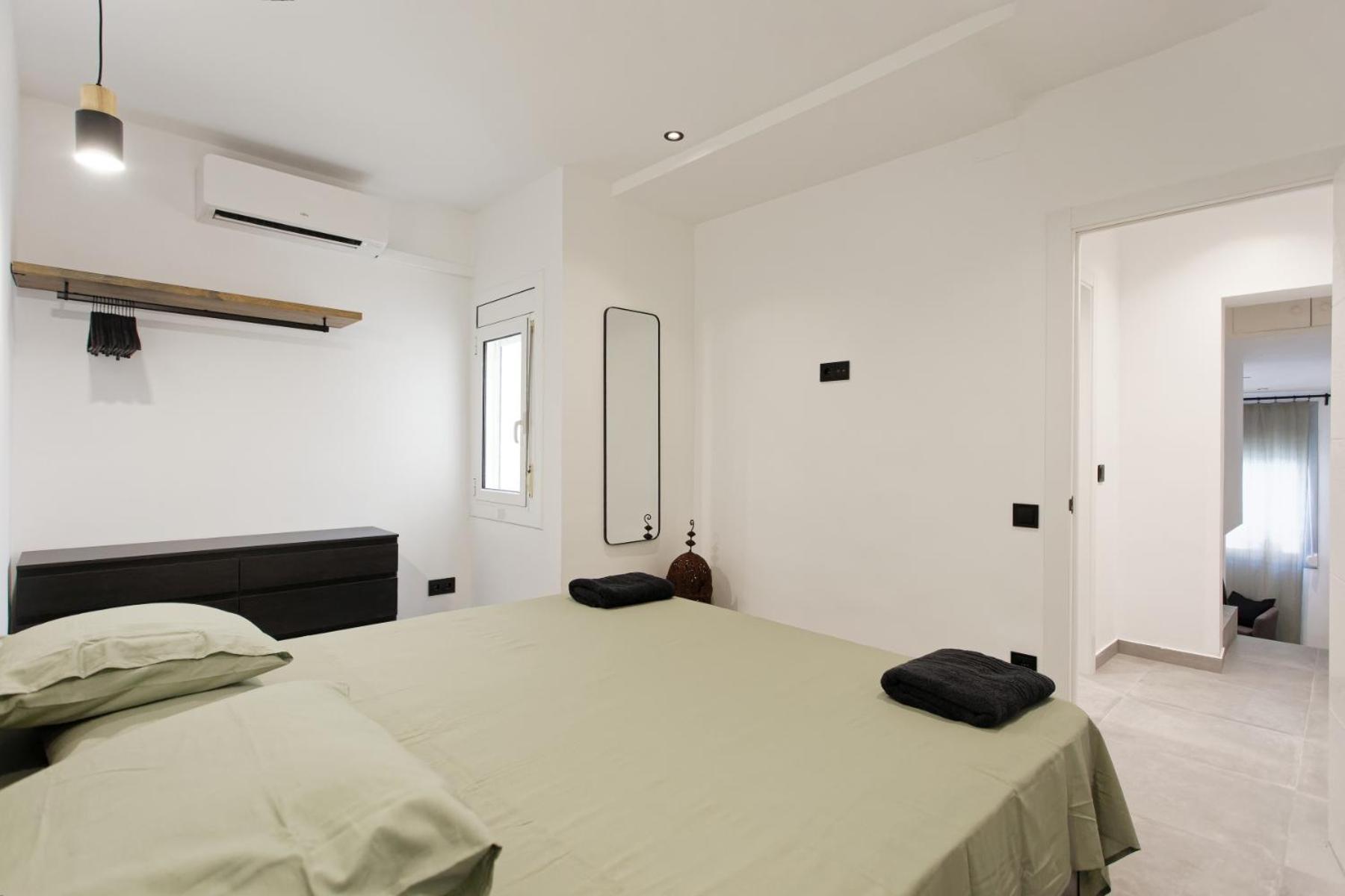 Mediterranean Bliss ซานต์อาเตรียเดเบซอซ ภายนอก รูปภาพ